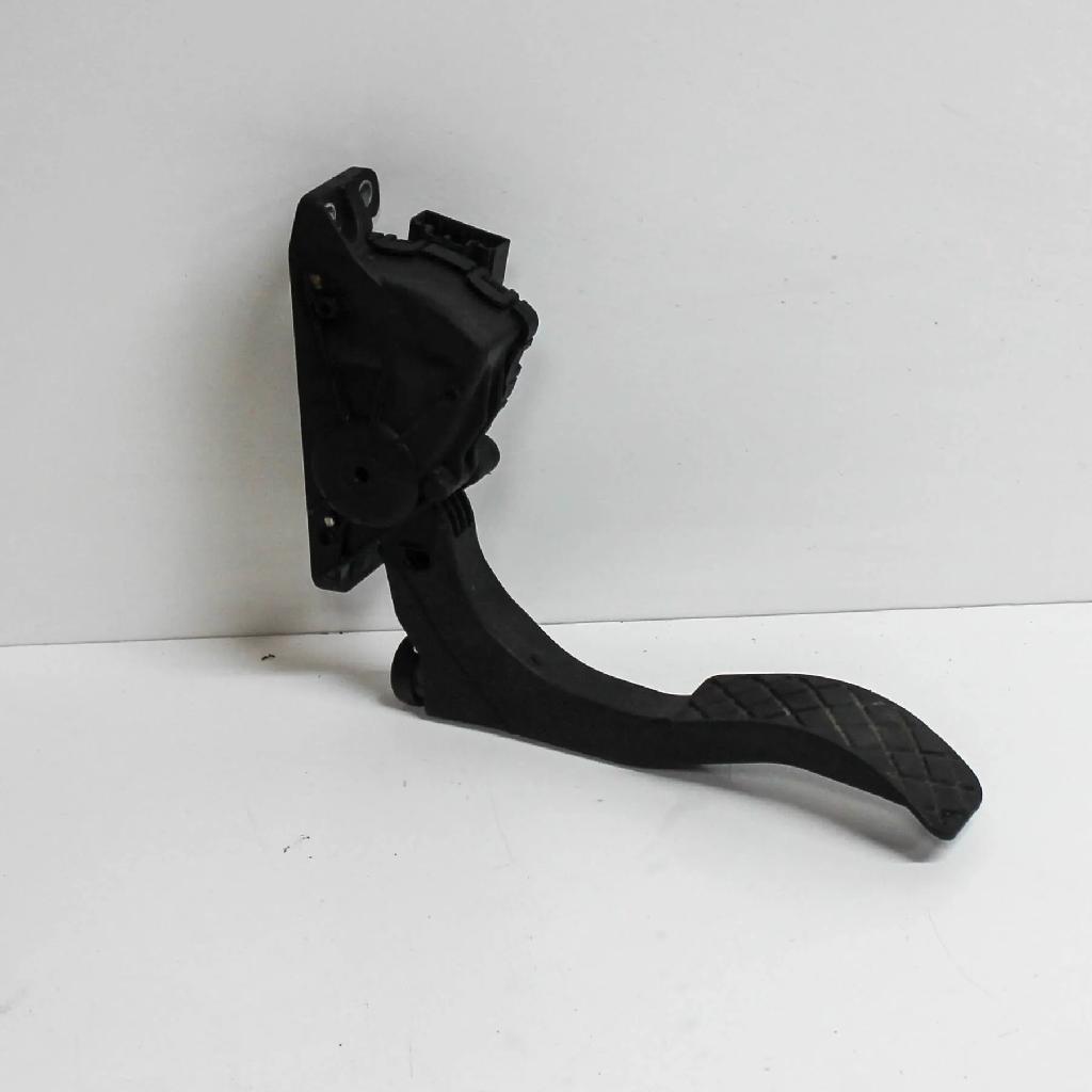 Gaspedal AUDI A6 Avant (4F5, C6) 3.0 TDI quattro 4F1723523A Bild Gaspedal AUDI A6 Avant (4F5, C6) 3.0 TDI quattro 4F1723523A
