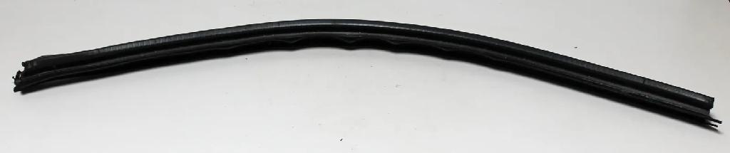 Türdichtungsgummi vorne links Bild Türdichtungsgummi vorne links