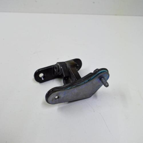 Türscharnier vorne links Mercedes-Benz CLA Coupe (C117) Bild Türscharnier vorne links Mercedes-Benz CLA Coupe (C117)