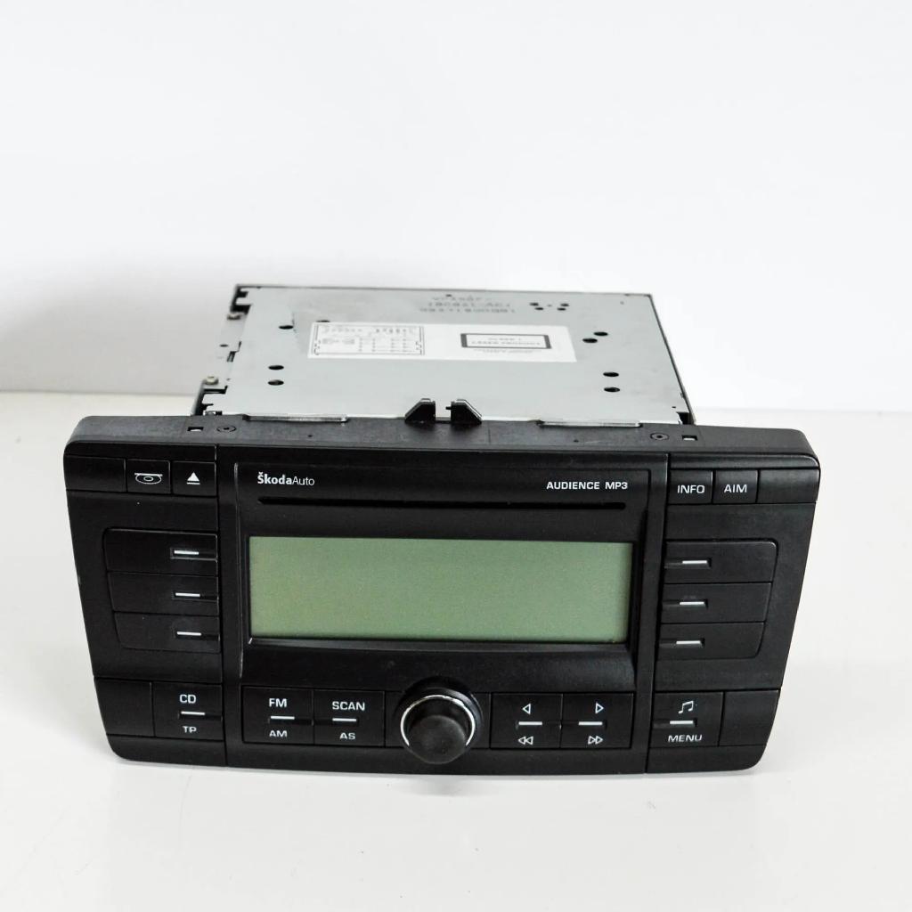 Musik-Player ohne GPS SKODA OCTAVIAII (1Z3) 1.8 TSI 1Z0035156D Bild Musik-Player ohne GPS SKODA OCTAVIAII (1Z3) 1.8 TSI 1Z0035156D