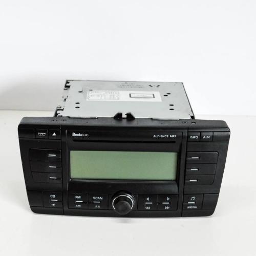 Musik-Player ohne GPS SKODA OCTAVIAII (1Z3) 1.8 TSI 1Z0035156D Bild Musik-Player ohne GPS SKODA OCTAVIAII (1Z3) 1.8 TSI 1Z0035156D