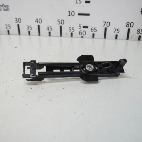 Gurtgeber vorne Skoda Superb II (3T) 8E0857833A Bild Gurtgeber vorne Skoda Superb II (3T) 8E0857833A