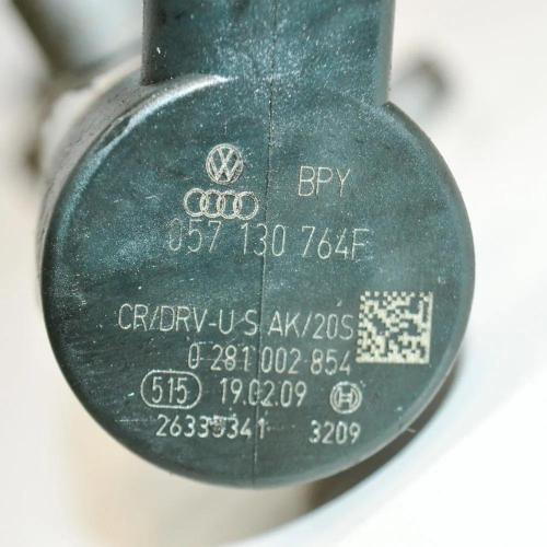 Kraftstoffzuführung rechts AUDI A6 Avant (4F5, C6) 2.7 TDI quattro 059130090AF 057130764F Bild Kraftstoffzuführung rechts AUDI A6 Avant (4F5, C6) 2.7 TDI quattro 059130090AF 057130764F