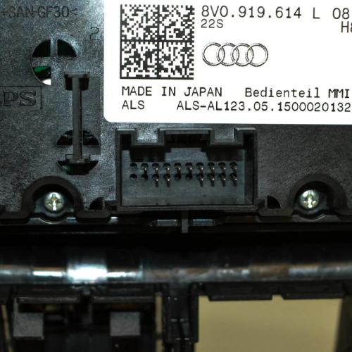 Navigationssteuerung AUDI A3 Limousine (8VS, 8VM) 2.0 TFSI quattro 8V0919614L Bild Navigationssteuerung AUDI A3 Limousine (8VS, 8VM) 2.0 TFSI quattro 8V0919614L