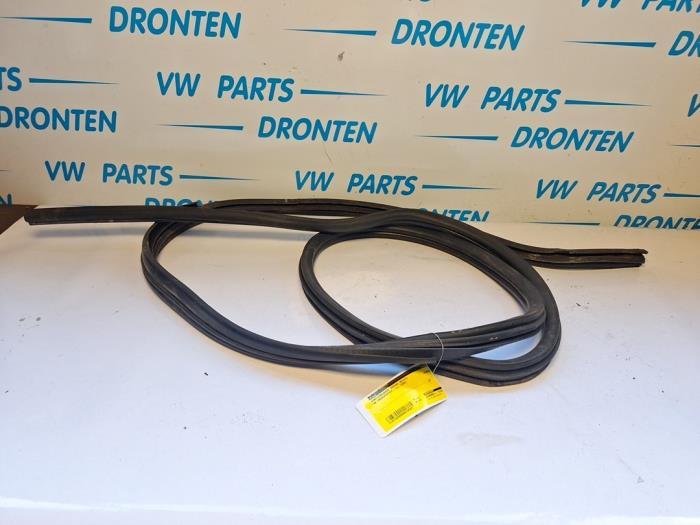 Türgummi rechts vorne VW Transporter T4 Kasten 000000000 Bild Türgummi rechts vorne VW Transporter T4 Kasten 000000000