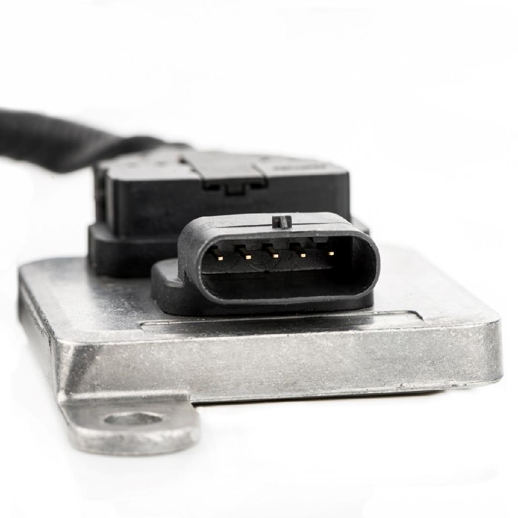 Stickoxidsensor Abgas NOx Sensor für Mercedes-Benz W906 W222 W251 W447