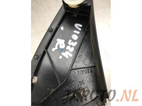 Abdeckung Außenspiegel rechts Toyota Corolla Liftback E12 6011812010 Bild Abdeckung Außenspiegel rechts Toyota Corolla Liftback E12 6011812010