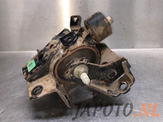 Getriebestütze Toyota Corolla Liftback E12 Bild Getriebestütze Toyota Corolla Liftback E12