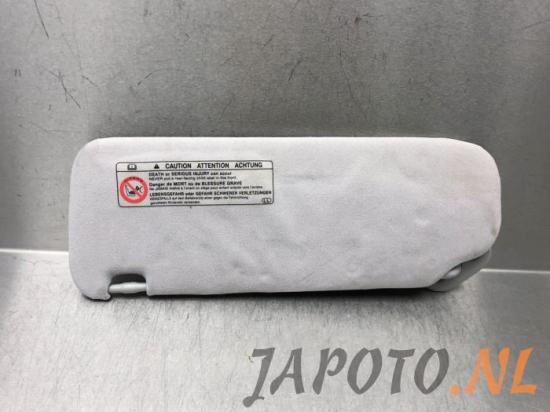 Sonnenblende rechts Toyota Corolla Liftback E12 Bild Sonnenblende rechts Toyota Corolla Liftback E12