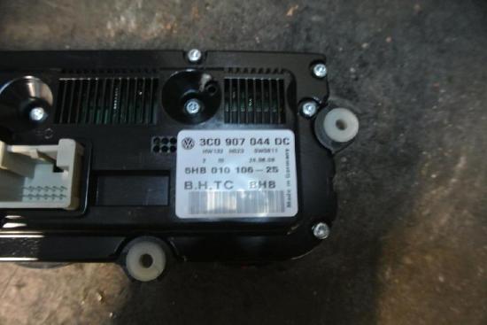 0107455GM0000 Rückleuchte innen rechts VW Passat Variant (3C5, B6) 3C9945094 Bild 0107455GM0000 Rückleuchte innen rechts VW Passat Variant (3C5, B6) 3C9945094