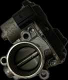 Ford B-Max (JK) Baujahr 2013 Drosselklappe OEM-Teilenummer 1745465
