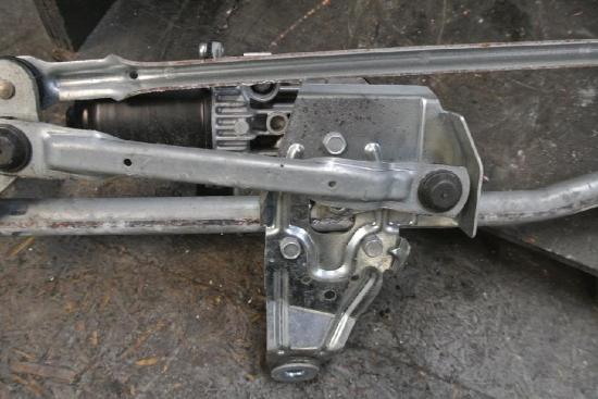 0107447GM0000 Wischermotor vorne VW Passat Variant (3C5, B6) 3AB955023 Bild 0107447GM0000 Wischermotor vorne VW Passat Variant (3C5, B6) 3AB955023