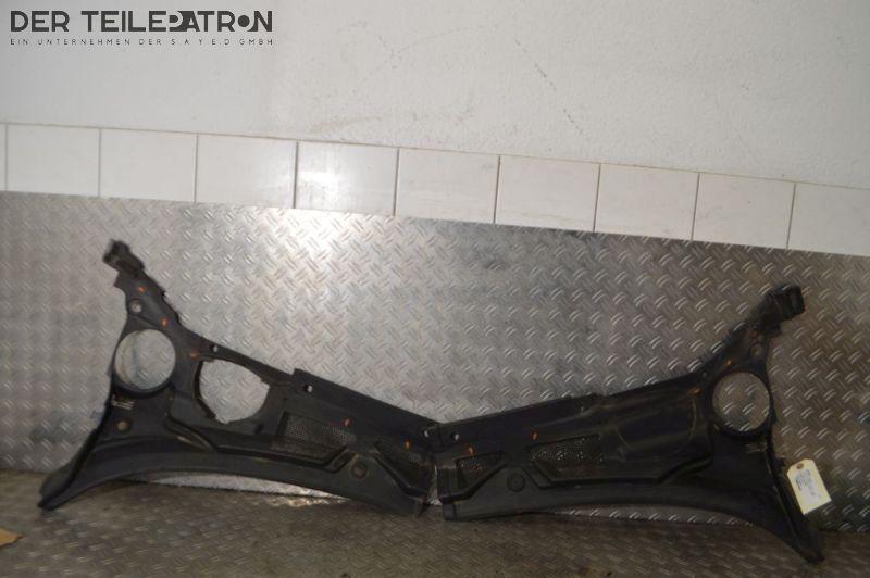 Grill Windlauf Windlauf JAGUAR XF (_J05_, CC9) 2.7 D 152 KW 8X23-F021B45-A Bild Grill Windlauf Windlauf JAGUAR XF (_J05_, CC9) 2.7 D 152 KW 8X23-F021B45-A
