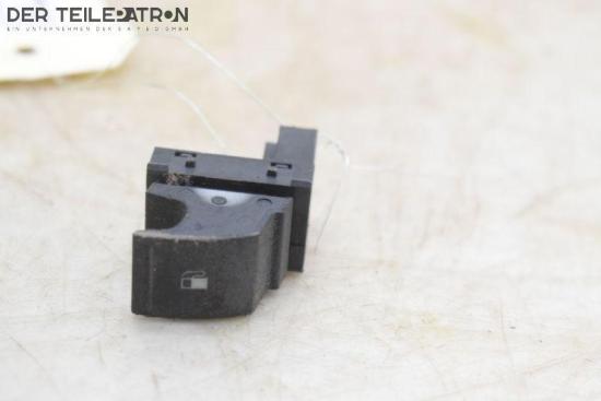 Tankklappe Tankdeckel Schalter Öffner VW GOLF V (1K1) 1.4 16V 55 KW Bild Tankklappe Tankdeckel Schalter Öffner VW GOLF V (1K1) 1.4 16V 55 KW