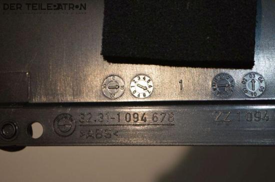 Verkleidung Lenksäule Lenksäulenverkleidung Abdeckung Blende BMW 3 CABRIOLET (E46) 323 CI 125 KW 1094678~32.31-1094678 Bild Verkleidung Lenksäule Lenksäulenverkleidung Abdeckung Blende BMW 3 CABRIOLET (E46) 323 CI 125 KW 1094678~32.31-1094678