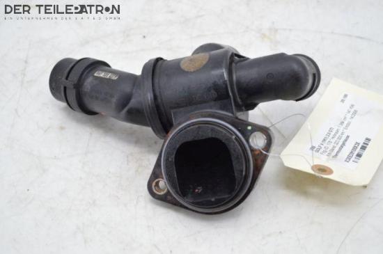 Thermostatgehäuse VW GOLF V 1K 2.0 GTI 147 KW 06F121111 Bild Thermostatgehäuse VW GOLF V 1K 2.0 GTI 147 KW 06F121111