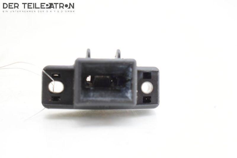 Fanghaken Klappe links hinten Heckklappenschloss Mitte DACIA SANDERO 1.6 64 KW Bild Fanghaken Klappe links hinten Heckklappenschloss Mitte DACIA SANDERO 1.6 64 KW