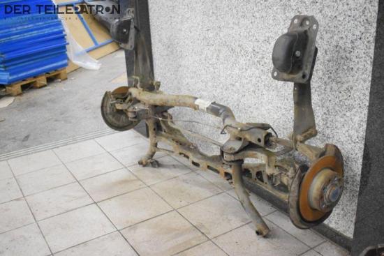 Achse hinten VW GOLF V (1K1) 1.4 16V 55 KW 1K0500051BH Bild Achse hinten VW GOLF V (1K1) 1.4 16V 55 KW 1K0500051BH