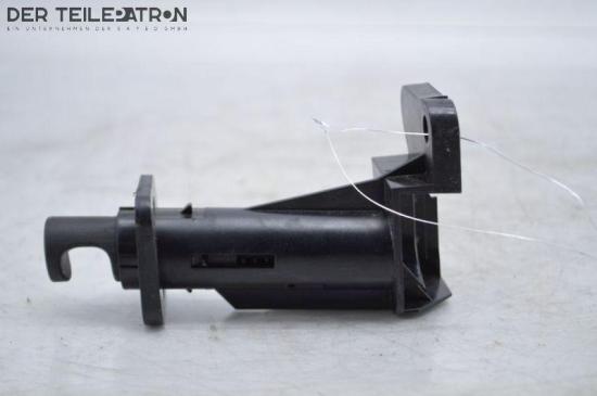 Verkleidung Abdeckung links hinten Bodenklappenhalter Taschenhaken kofferraum MERCEDES-BENZ A-KLASSE (W169) A 150 70 KW A1696900338 Bild Verkleidung Abdeckung links hinten Bodenklappenhalter Taschenhaken kofferraum MERCEDES-BENZ A-KLASSE (W169) A 150 70 KW A1696900338