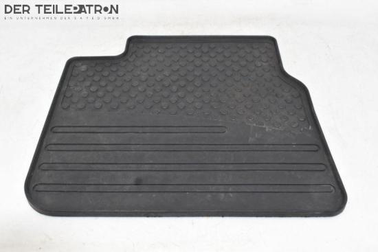 Fußmatte rechts hinten SUBARU LEGACY OUTBACK BPS BL 121 KW J501EAG000~J501EAG020 Bild Fußmatte rechts hinten SUBARU LEGACY OUTBACK BPS BL 121 KW J501EAG000~J501EAG020