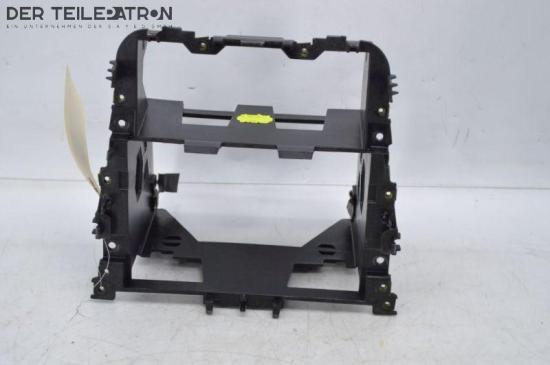 Radio Einbaurahmen Radioschacht VW GOLF V 1K 2.0 GTI 147 KW 1K0858089 Bild Radio Einbaurahmen Radioschacht VW GOLF V 1K 2.0 GTI 147 KW 1K0858089