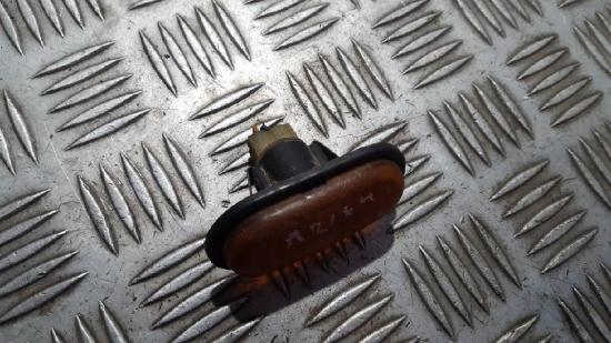 Blinkleuchte Kotfl?gel - Vorne Rechts Renault Megane, I 1995.11 - 1999.02 Gebraucht, Bild Blinkleuchte Kotfl?gel - Vorne Rechts Renault Megane, I 1995.11 - 1999.02 Gebraucht,