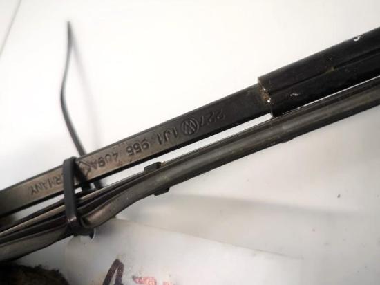 Windschutzscheibe Scheibenwischer Audi A3, 8L 1996.09 - 2000.10 1j1955409a, Bild Windschutzscheibe Scheibenwischer Audi A3, 8L 1996.09 - 2000.10 1j1955409a,