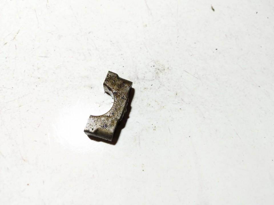 Lagerbock Nockenwelle Mitsubishi Colt, 2008.09 - 2012.12 Gebraucht,