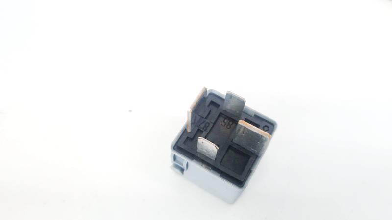 Relais Mercedes-Benz ML, W164 2005.06 - 2009.07 A0025422619,