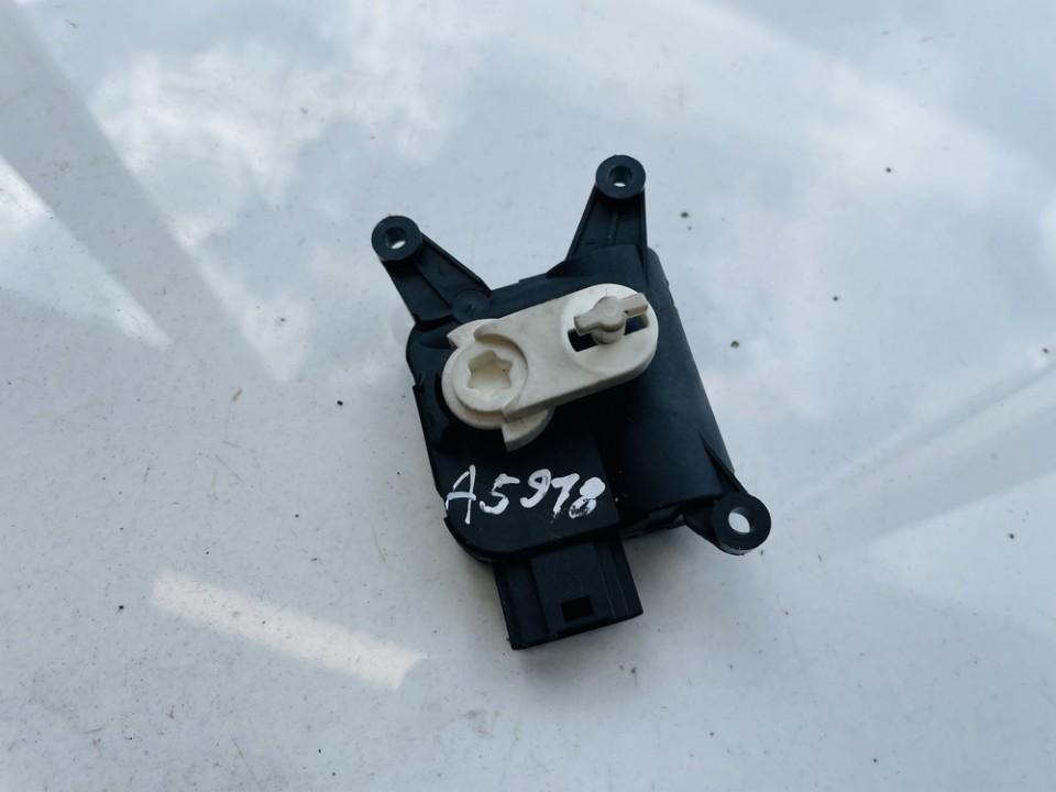 Stellmotor Lüftung Volkswagen Golf, V 2003.10 - 2008.10 0132801340, 98338414d