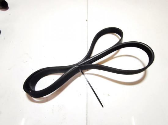 Keilrippenriemen Volkswagen Polo, IV 2005.04 - 2009.11 facelift Gebraucht, Bbm Bild Keilrippenriemen Volkswagen Polo, IV 2005.04 - 2009.11 facelift Gebraucht, Bbm