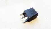 Relais Opel Corsa, C 2000.09 - 2006.07 24435922,
