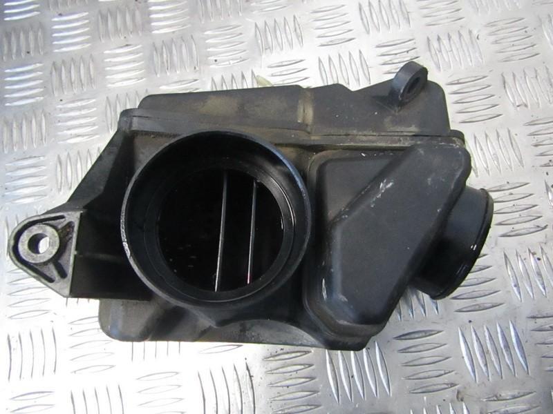 Luftfilterkasten Mercedes-Benz W203, 2000.05 - 2004.02 a2710900804, 054700