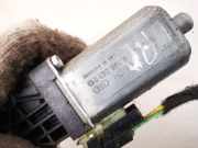 Stellmotor Stellelement Sitzverstellung Verstellung - Vorne Linke Mercedes-Benz W211, 2002.03 - 2006.04 0390203213,82064808-4