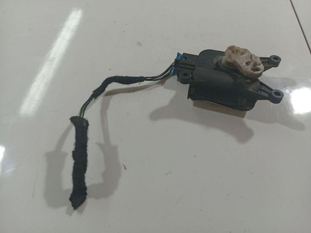 Stellmotor Lüftung Volkswagen Passat, B6 2005.08 - 2010.11 3C1907511, 3C1 907 511 116880-2880 3C1.907.511 2810072 1168802880 3C1907511 BMA