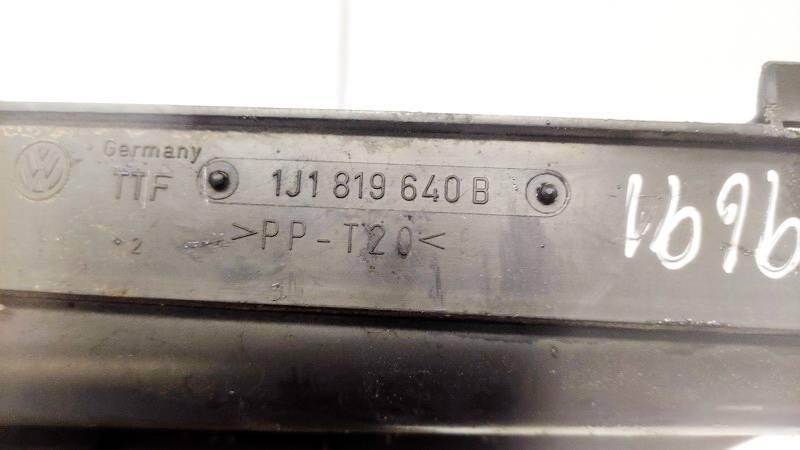 Innenausstattung Volkswagen Golf, IV 1997.08 - 2003.10 1J1819640B,