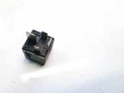 Relais Mercedes-Benz W245 2005 - 2011 a0025422619, v23134-j52-x361
