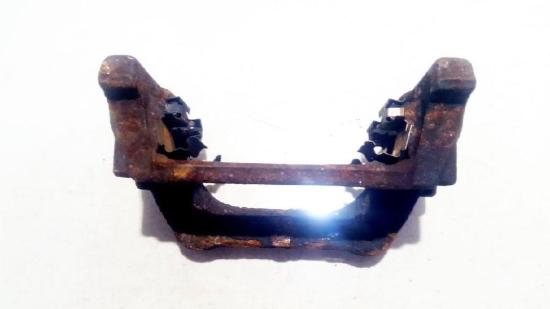 Bremssatteltr?ger - Hinten Linke Toyota Avensis, III 2009.02 - 2012.06 Gebraucht, Bild Bremssatteltr?ger - Hinten Linke Toyota Avensis, III 2009.02 - 2012.06 Gebraucht,