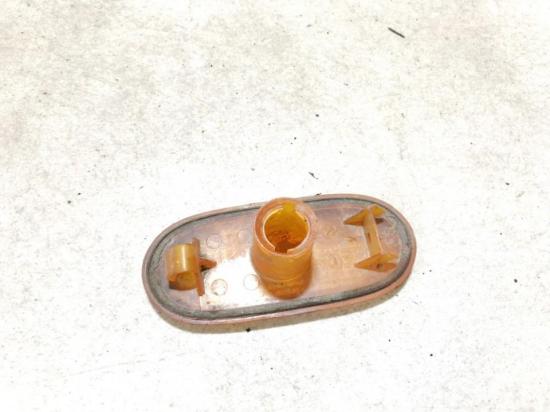 Blinkleuchte Kotflügel - Vorne Rechts Dacia Logan, I 2004.09 - 2009.03 Gebraucht, Bild Blinkleuchte Kotflügel - Vorne Rechts Dacia Logan, I 2004.09 - 2009.03 Gebraucht,