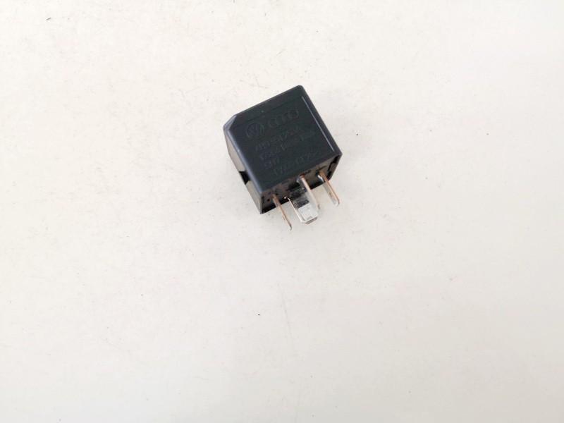 Relais Volkswagen Scirocco, III 2008.01 - 2014.06 4h0951253a,v23136-b0006-x080 Cuu