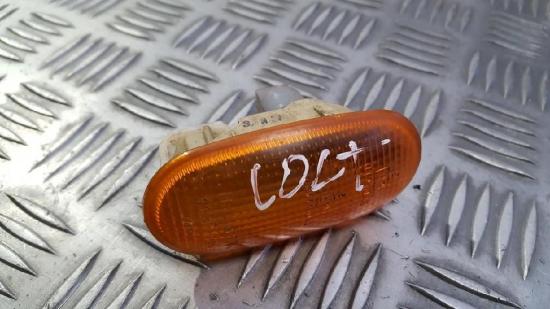 Blinkleuchte Kotflügel - Vorne Linke Mitsubishi Colt, 1992.03 - 1996.04 Gebraucht, Bild Blinkleuchte Kotflügel - Vorne Linke Mitsubishi Colt, 1992.03 - 1996.04 Gebraucht,