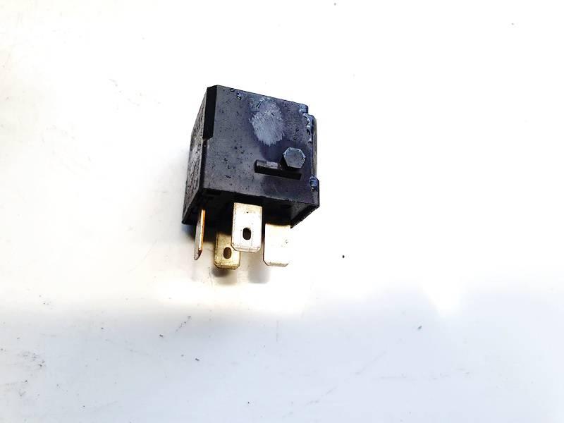 Relais Volkswagen Touran, 2010.08 - 2015.06 facelift second 4h0951253a,645 CFHF