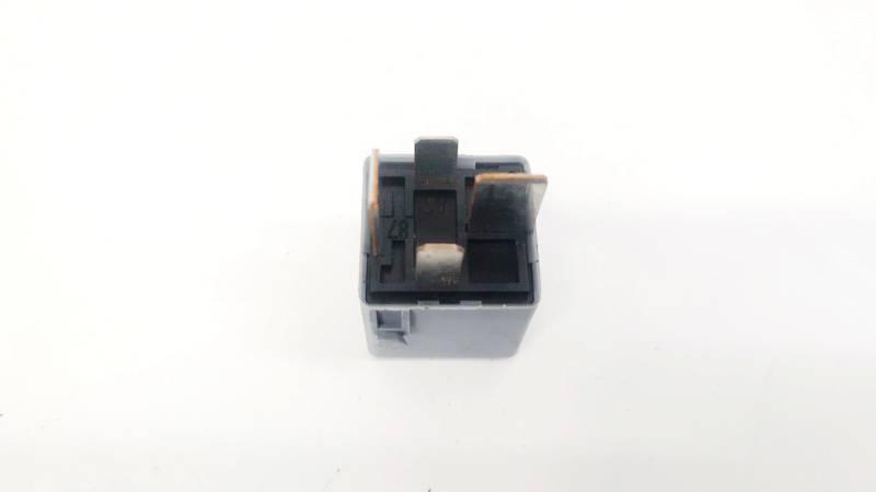 Relais Mercedes-Benz ML, W164 2005.06 - 2009.07 A0025422619,
