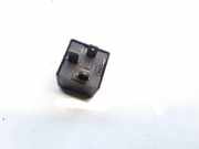 Relais Audi A5 (8T8F), 2007.06 - 2012.06 8k0951253,v23136-b6-x72643