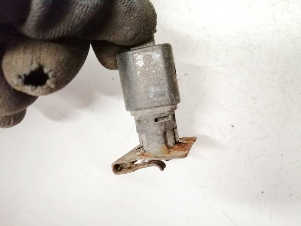 Sensor Kühlmitteltemperatur Volkswagen Passat, B5+ 2000.11 - 2005.05 1j0973702,