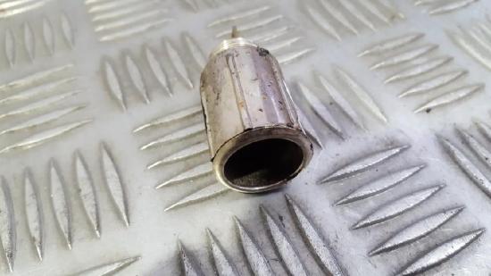 Zigarettenanzünder Alfa-Romeo 147, I 2000.11 - 2004.09 Gebraucht, Bild Zigarettenanzünder Alfa-Romeo 147, I 2000.11 - 2004.09 Gebraucht,