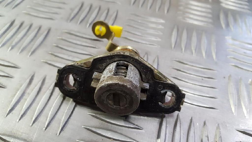 Schloss Heckdeckel Toyota Corolla Verso, II 2001.09 - 2004.05 7040b,