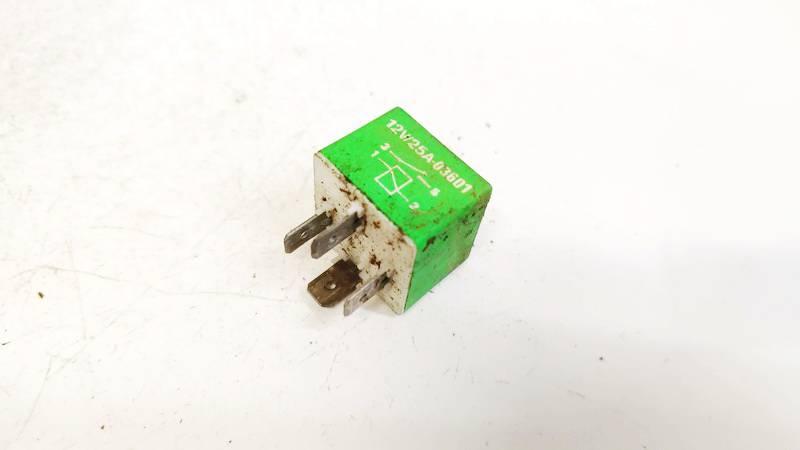 Relais Peugeot 306, 1997.07 - 2000.06 12V25A03601, 12V25A.03.601 12V25A03601