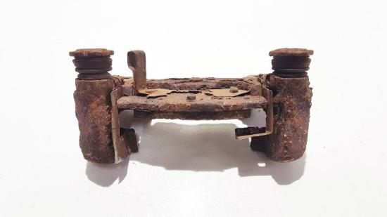 Bremssatteltr?ger - Hinten Rechts Rover 200, 1995.10 - 2000.03 Gebraucht, Bild Bremssatteltr?ger - Hinten Rechts Rover 200, 1995.10 - 2000.03 Gebraucht,