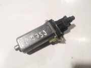 Stellmotor Stellelement Sitzverstellung Verstellung - Vorne Rechts Volkswagen Golf, V 2003.10 - 2008.10 0390201901, BKG
